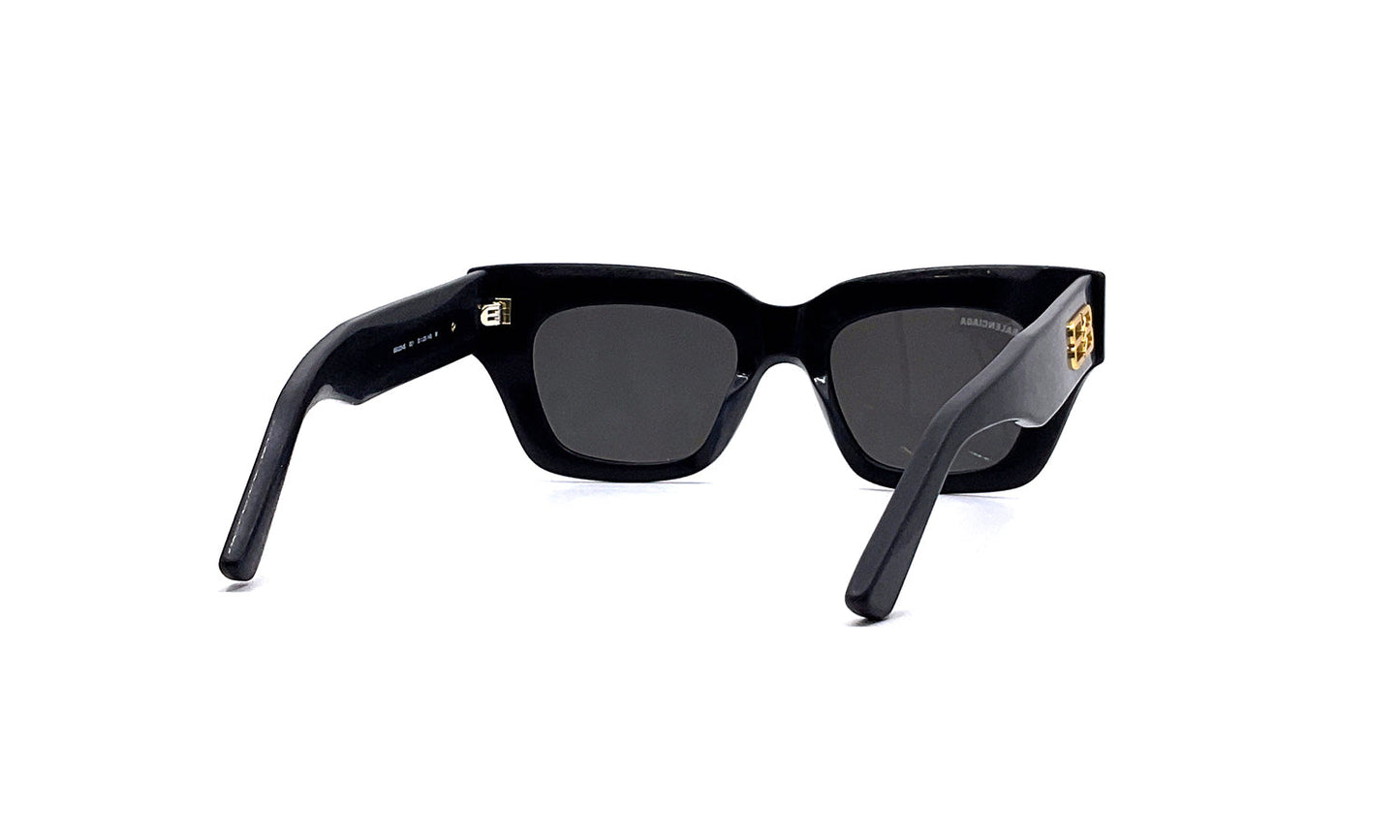 Balenciaga - BB0234S (001) Square