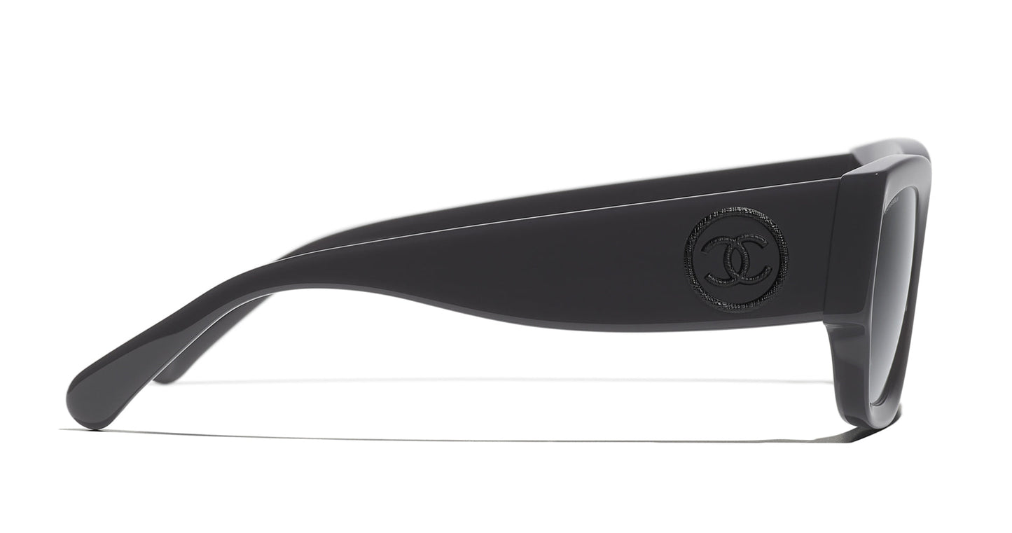 CHANEL 5507 Cat-Eye