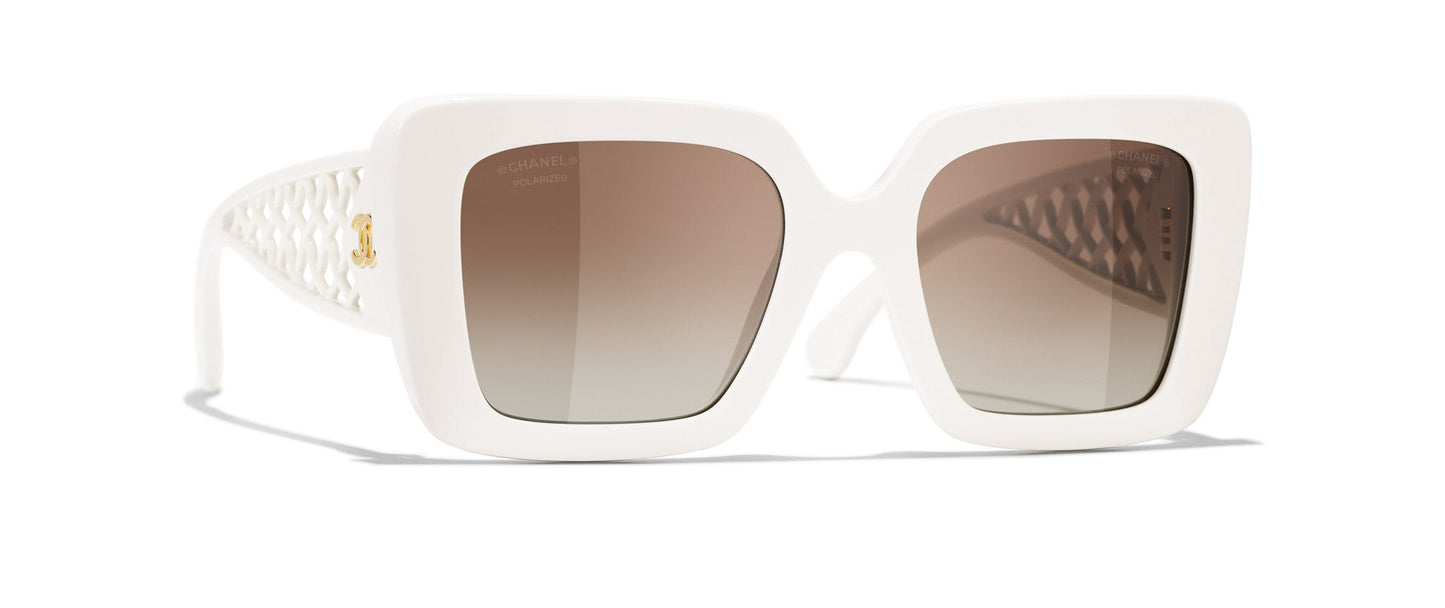CHANEL 5567 Cat-Eye