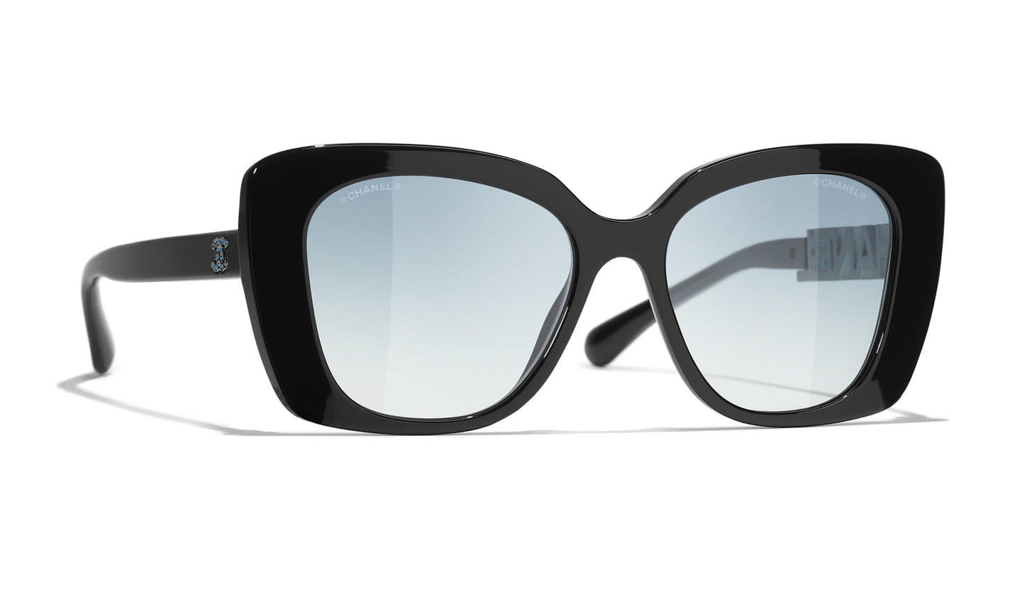 CHANEL 5422B Square